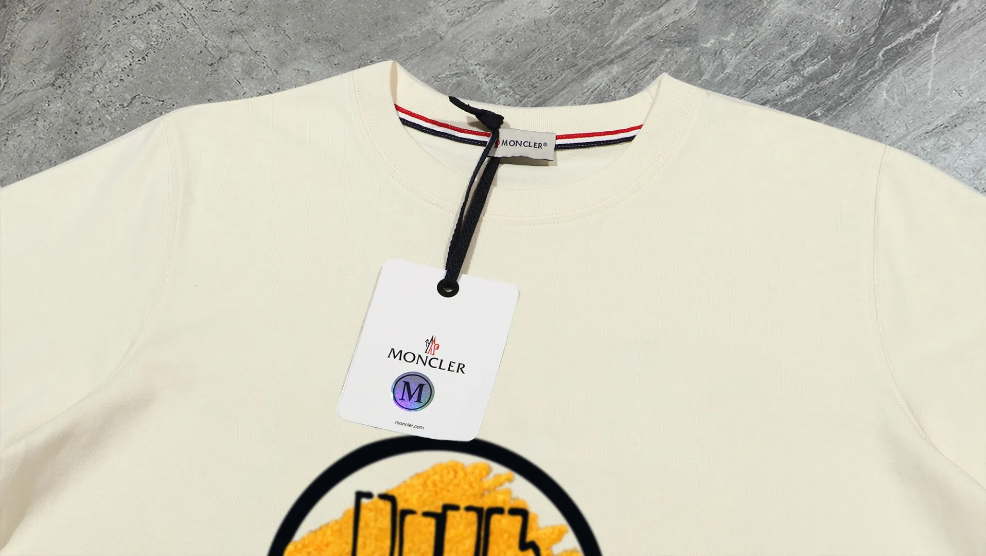 【 In Stock】 〖 𝐌𝐎𝐍𝐂𝐋𝐄𝐑~ 〗 440g ， 😎 ， ， Factory 2025 T ， ， Premium LOGO， Same Style ：Black White Size：S M L XL 2XL